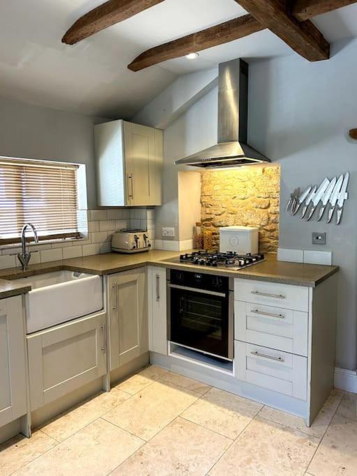 Cotswold Cottage- Central Вітні Екстер'єр фото